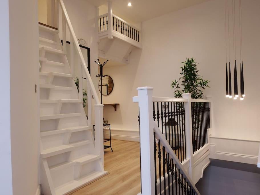 Newly Renovated Stunning Warehouse Apartment Bournemouth Exterior photo