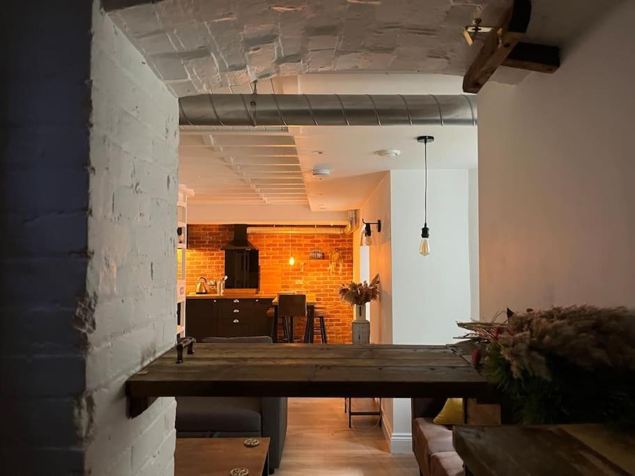 Newly Renovated Stunning Warehouse Apartment Bournemouth Exterior photo